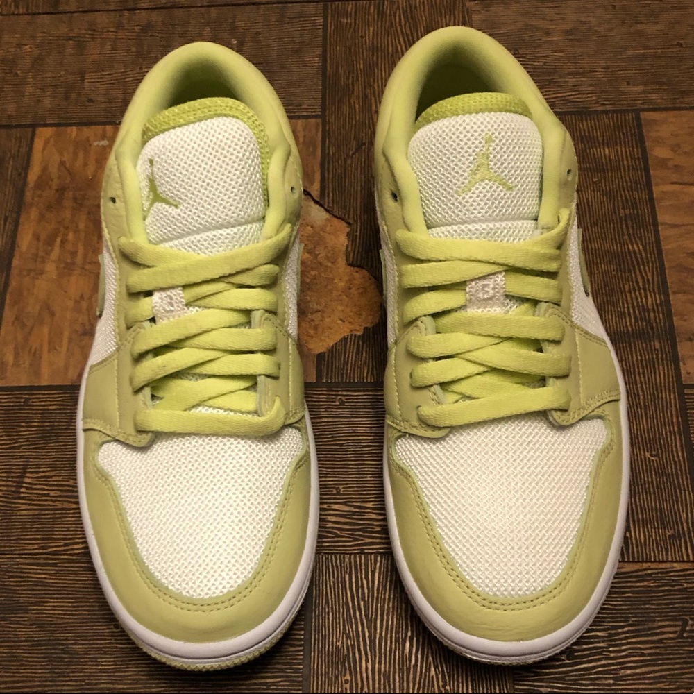 Air Jordan 1 Retro Low